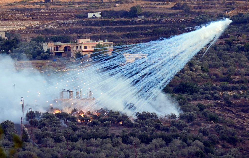 Η χρήση βομβών φωσφόρου από το Ισραήλ και οι συνέπειες της στο Λίβανο